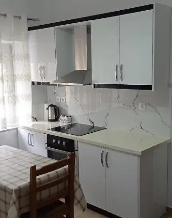 Elis شقة ساراندا
