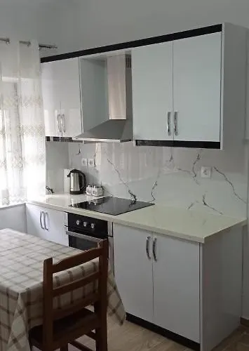Elis Apartment Sarande